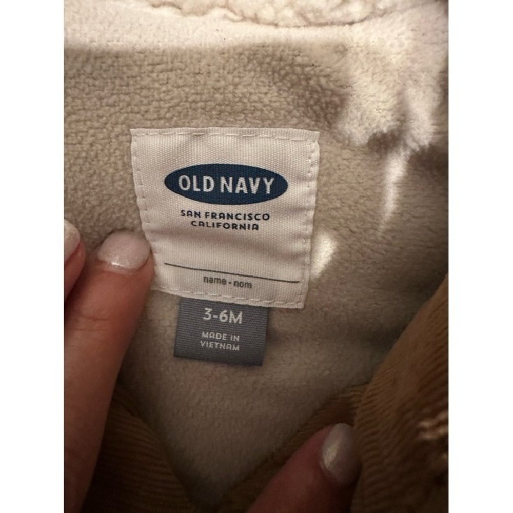 Old Navy Baby Sherpa Collar Corduroy Puffer Vest Plaid 3-6M kids - Picture 4 of 9